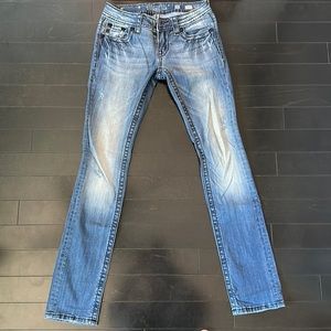 Miss Me Jeans | Women’s size 26 | signature straight | medium wash